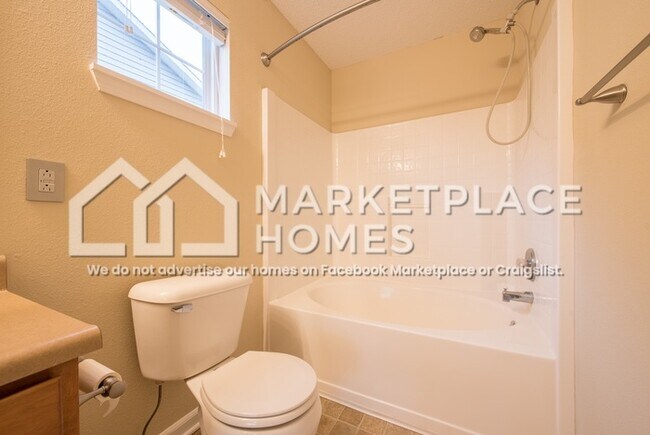 Building Photo - 5264 Brassie Dr