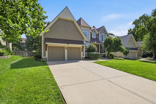 Building Photo - Luxury, Location & Lifestyle—All in One! Executive Home w/ Community Pool