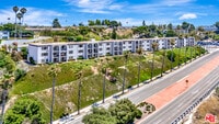 Building Photo - 3606 Vista Rey