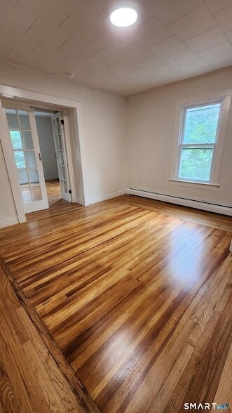 Building Photo - 326 Cook Ave