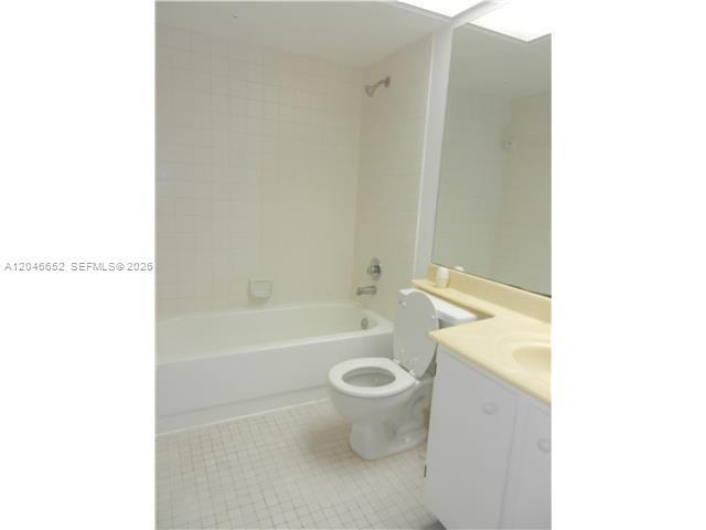 Building Photo - 1000 SW 125th Ave