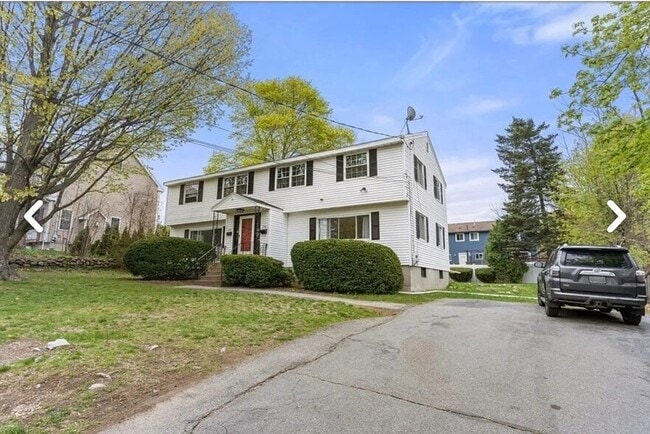 Building Photo - 264 Greene St