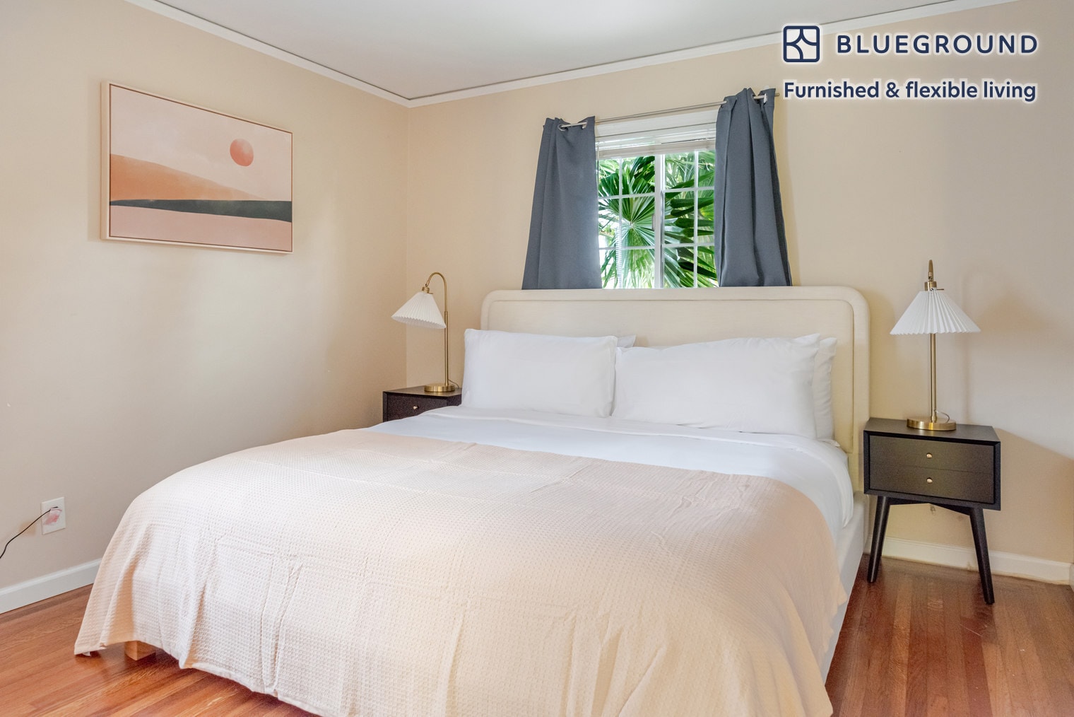 Building Photo - 253 Center St