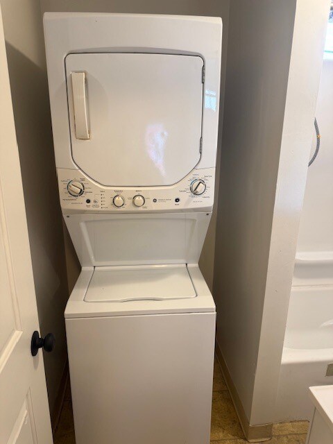 Building Photo - 5664 Heiskell St