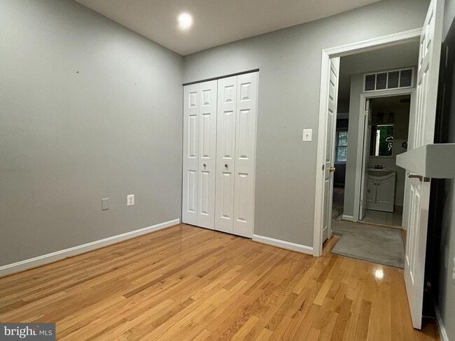 Building Photo - 784 Princeton Pl