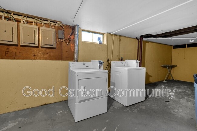 Building Photo - 298 Joe McCarthy Dr