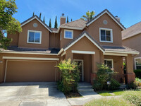 Building Photo - 109 Estrada Dr