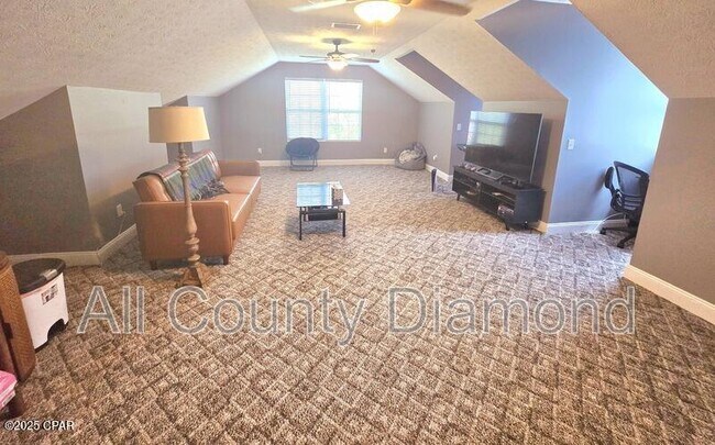 Building Photo - 12207 Lyndell Plantation Dr