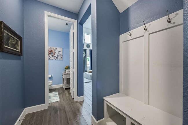 Building Photo - 27208 Starry Oaks Dr
