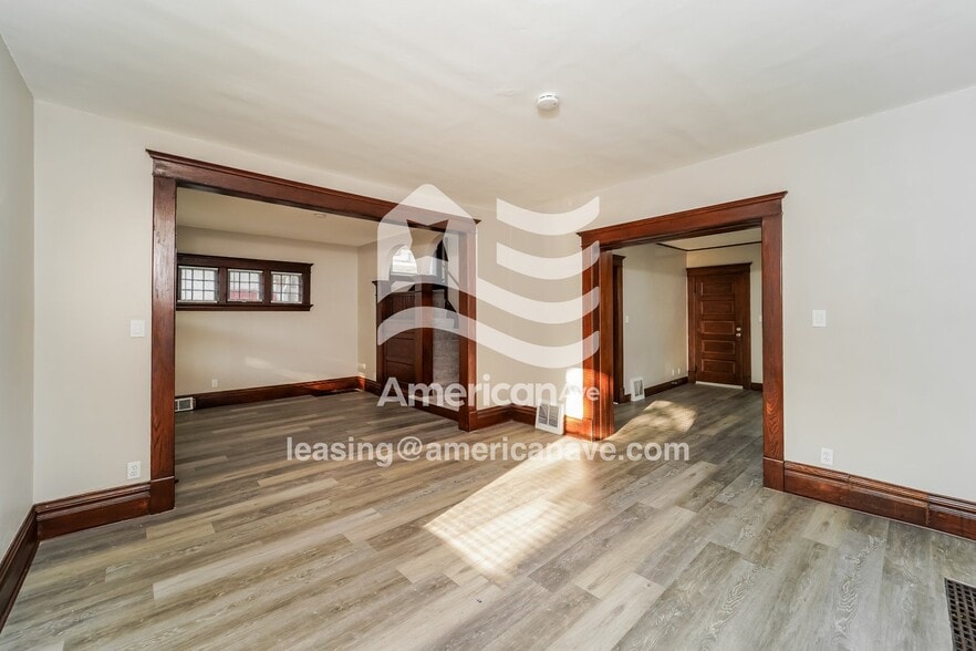 Building Photo - 5326 N 35th St