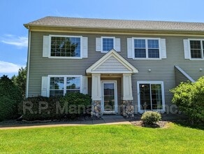 Building Photo - 1909 Bluestem Ln