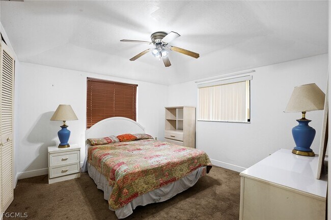 Building Photo - 2039 Golfside Village Dr