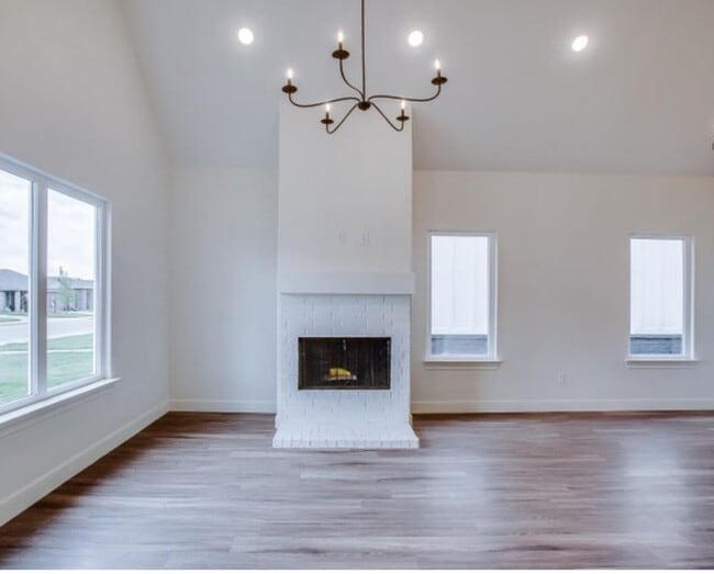 Building Photo - Great 4 bed 2.5 bath in COOPER ISD