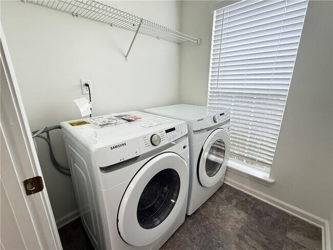 Building Photo - 4030 Brushy Creek Way
