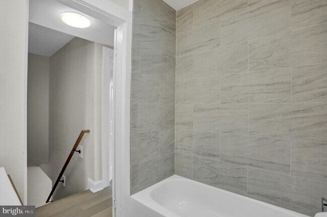 Building Photo - 3202 Dudley Ave