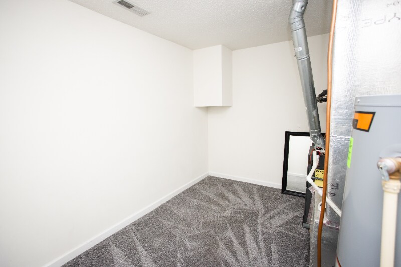 Building Photo - 2204 Savona Quay
