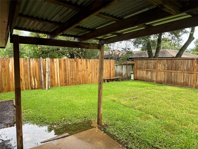Building Photo - 10415 Sageburrow Dr