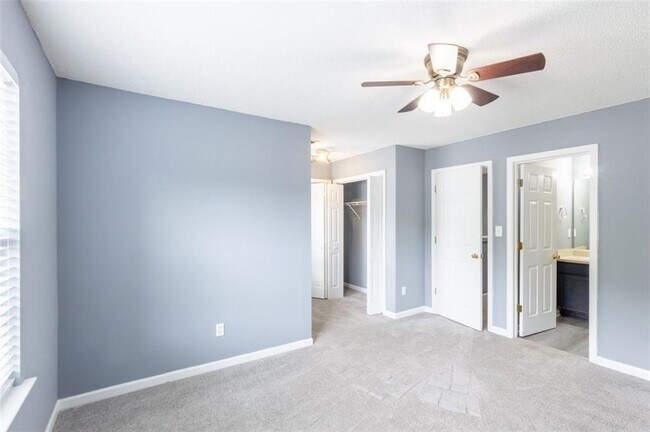 Building Photo - 6726 Gallant Ct SE