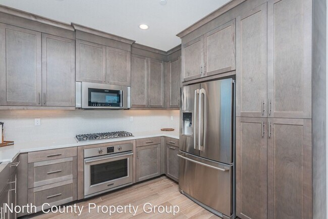Building Photo - 4 br, 2.5 bath House - 2145 Solara Lane