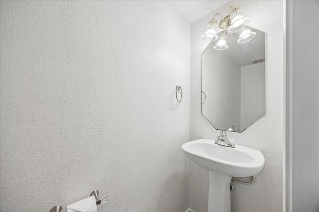 Building Photo - 5606 Cozy Terrace Ln