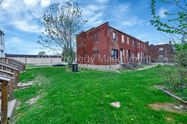 Building Photo - 1536 E Livingston Ave