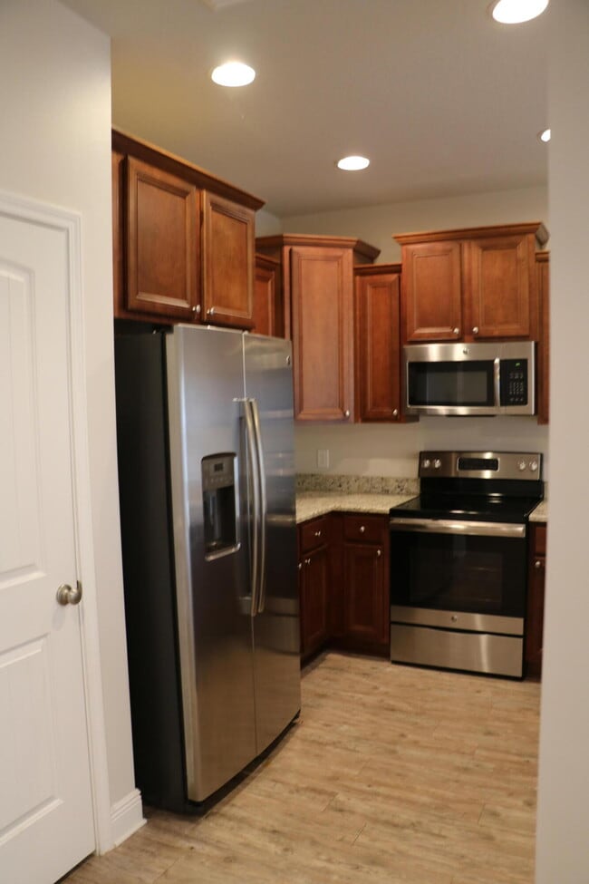 Building Photo - 8820 Little Cormorant Ln