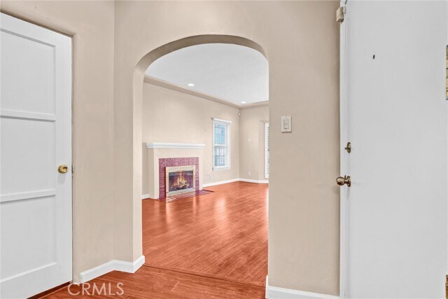 Building Photo - 9807 S Denker Ave