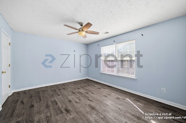 Building Photo - 122 Swanee Ln