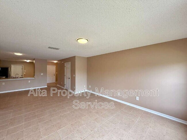 Building Photo - 4680 Playschool Dr