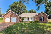 Building Photo - 104 Carolina Ct