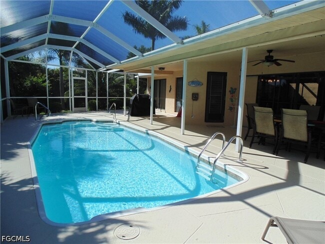 Building Photo - 4011 SW 2nd Ave