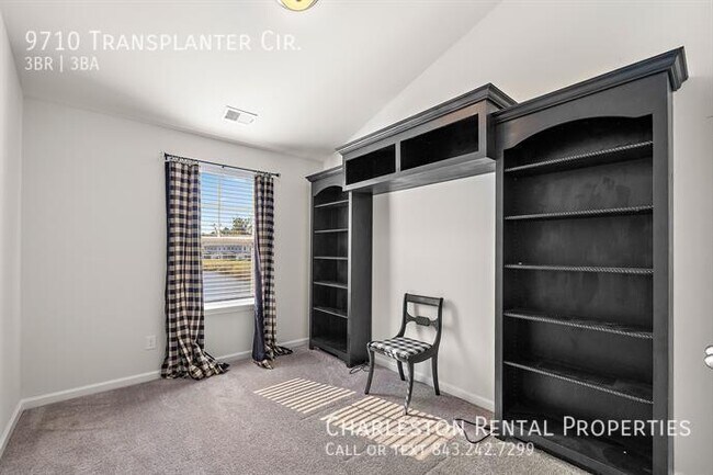 Building Photo - 9710 Transplanter Cir