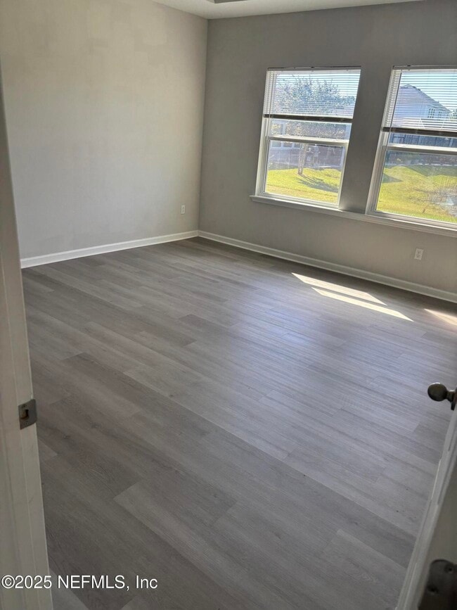 Building Photo - 12032 Bridgehampton Rd