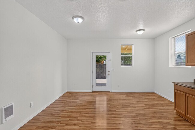 Building Photo - 2038 SE 171st Ave
