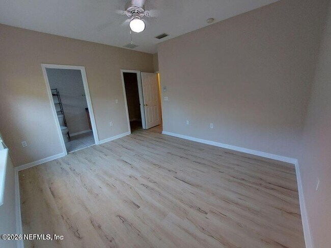 Building Photo - 7151 Deerfoot Cir