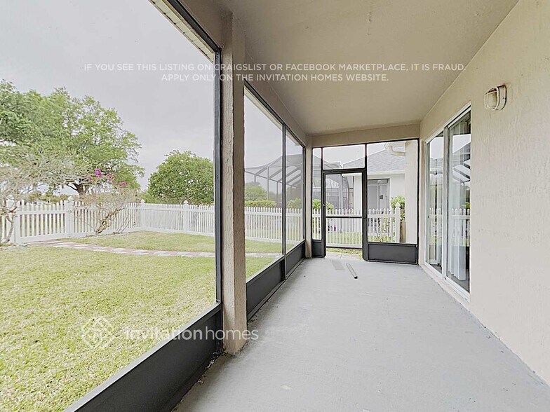 Building Photo - 208 Farrington Ln
