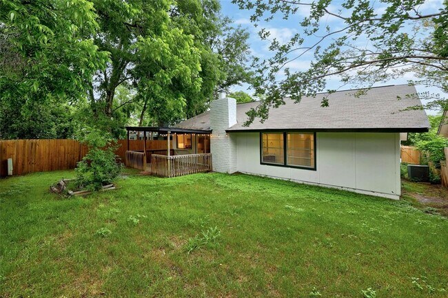 Building Photo - 12316 Bainbridge Ln
