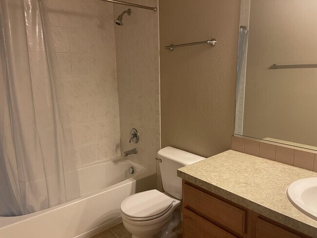 Building Photo - 2821 Rigden Pkwy