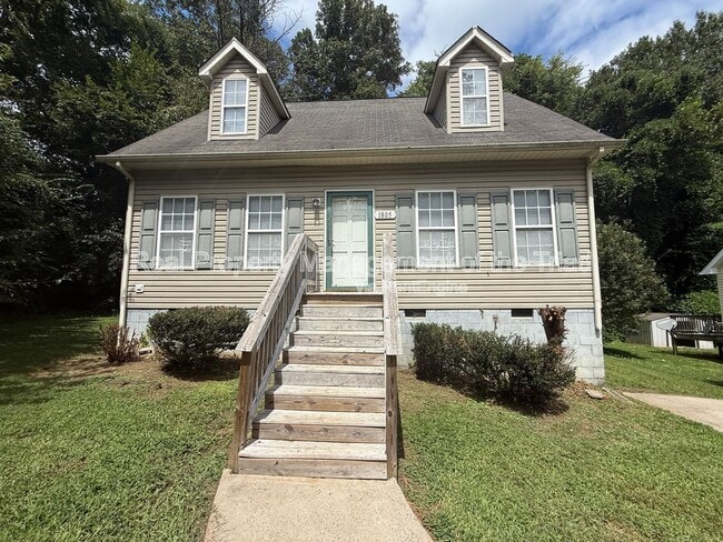 Primary Photo - 1805 Cody Ave