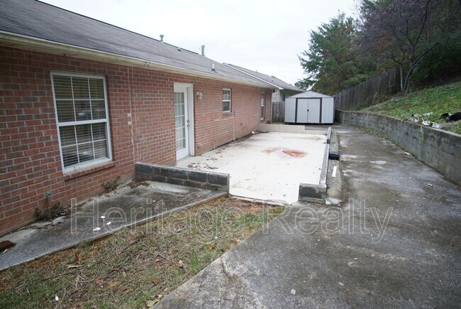 Building Photo - 1888 Explorer Ln