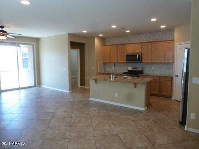 Building Photo - 2057 Kenton Way