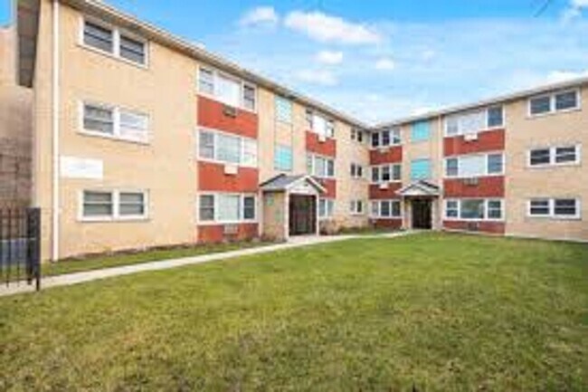 Building Photo - 3939 W 63rd St