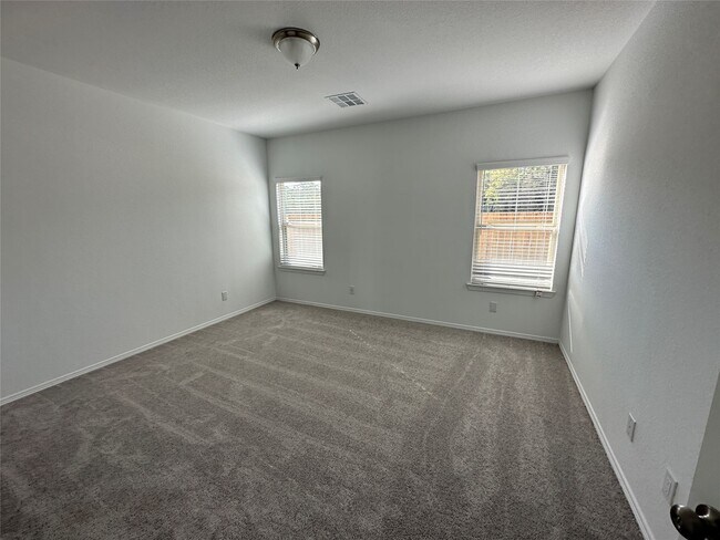 Building Photo - 16662 Moss Ln