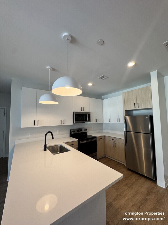 Building Photo - 289 Walk Hill St