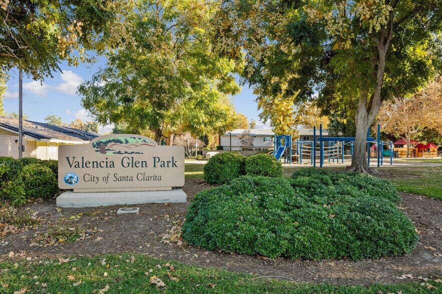 Building Photo - 25435 Via Pacifica