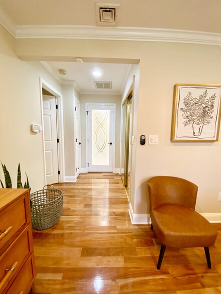 Masters room hallway to bathroom - 1400 Camp Ave