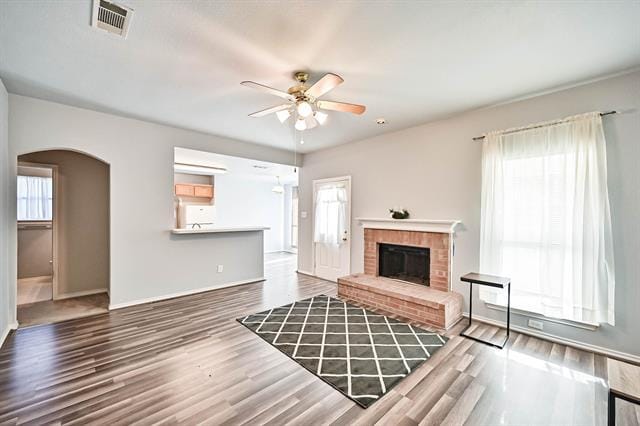 Building Photo - 415 Preston Dr