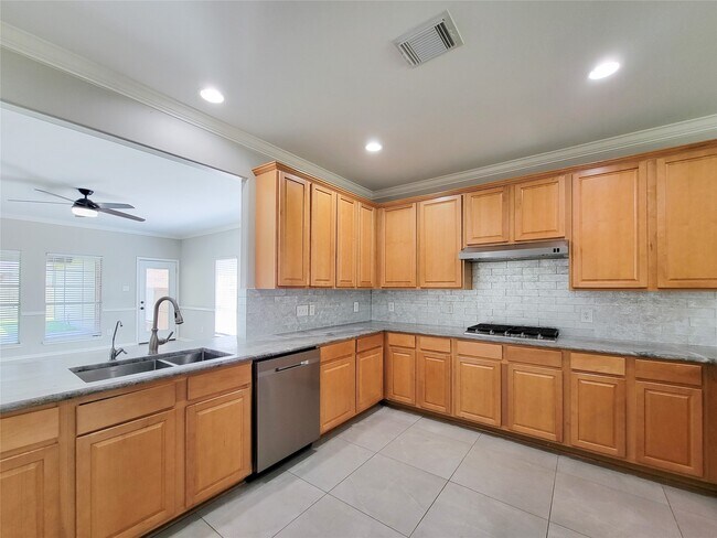 Building Photo - 20711 Mansfield Bay Ln