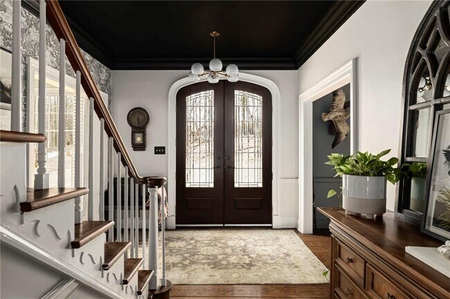 Building Photo - 2270 Emerald Dr