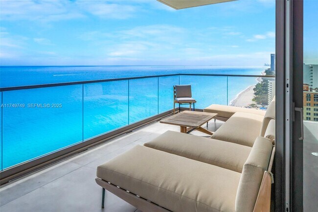 Building Photo - 2000 S Ocean Dr